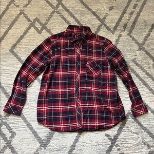 Well Worn Women's Plaid Button Down Flannel Shirt Size: M